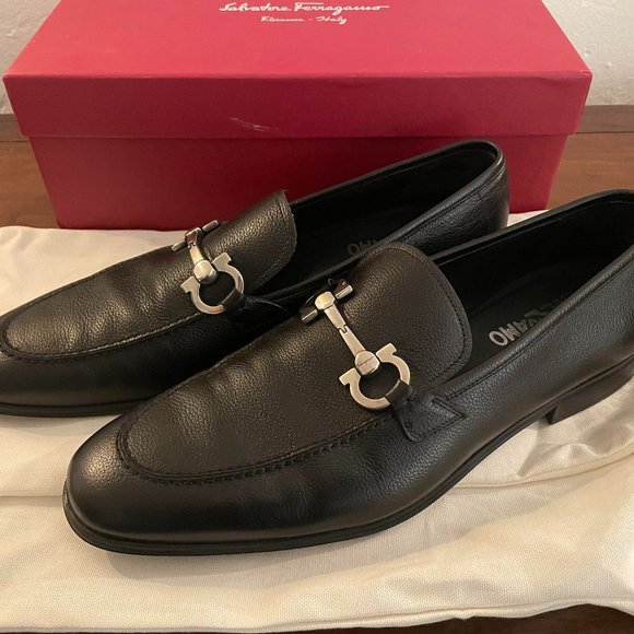 Salvatore Ferragamo Flori 2 Stitched Black Leather Loafer Men’s Size 9.5 EE Salvatore Ferragamo Flori 2 Stitched Black Leather Loafer  main image 3